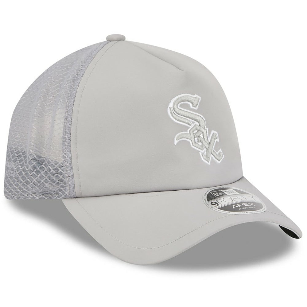 Chicago White Sox New Era 2026 Batting Practice Apex 9FORTY Adjustable Trucker Hat Outlet