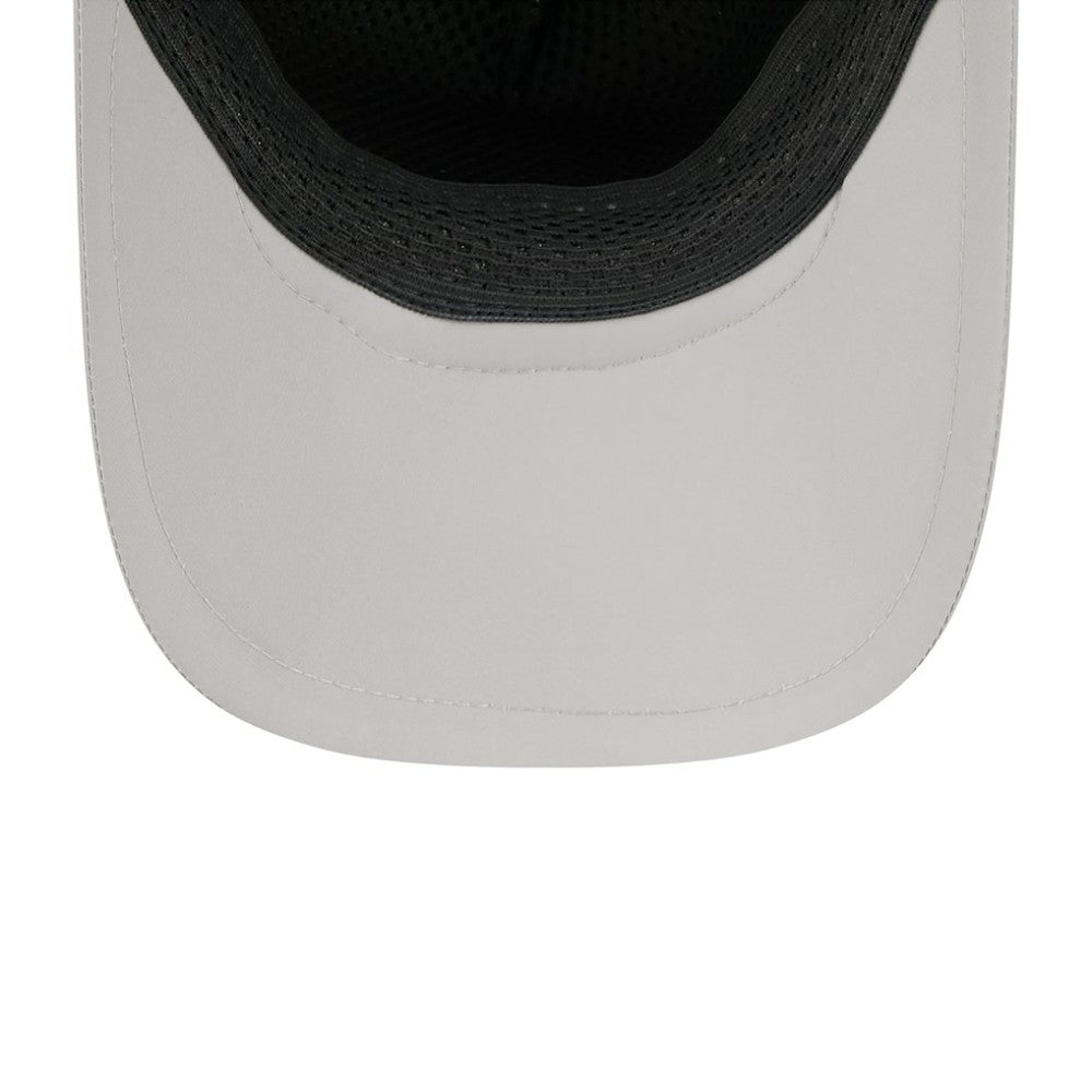 Chicago White Sox New Era 2026 Batting Practice Apex 9FORTY Adjustable Trucker Hat Outlet