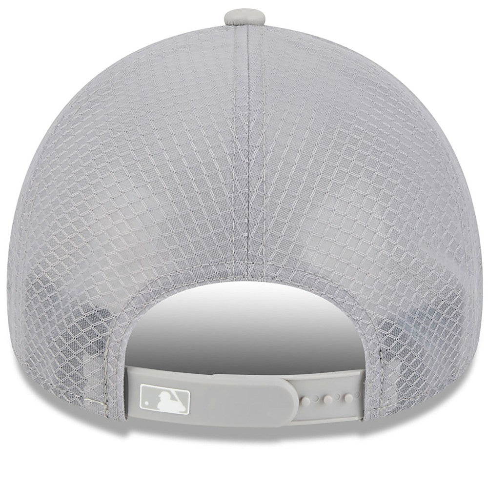 Los Angeles Dodgers New Era 2026 Batting Practice Apex 9FORTY Adjustable Trucker Hat Sale