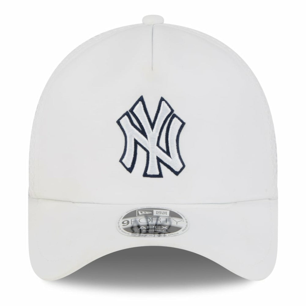 New York Yankees New Era 2026 Batting Practice Apex 9FORTY Adjustable Trucker Hat for sale