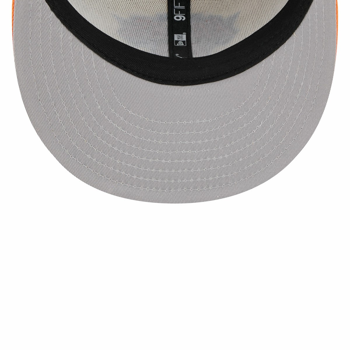 New Era New York Knicks 2025/26 City Edition Alternate 9FIFTY Snapback Hat Cream