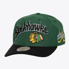 Chicago Blackhawks Mitchell & Ness x Just Don Wave Script Pro Strapback Hat - Green/Black | NHL Lifestyle