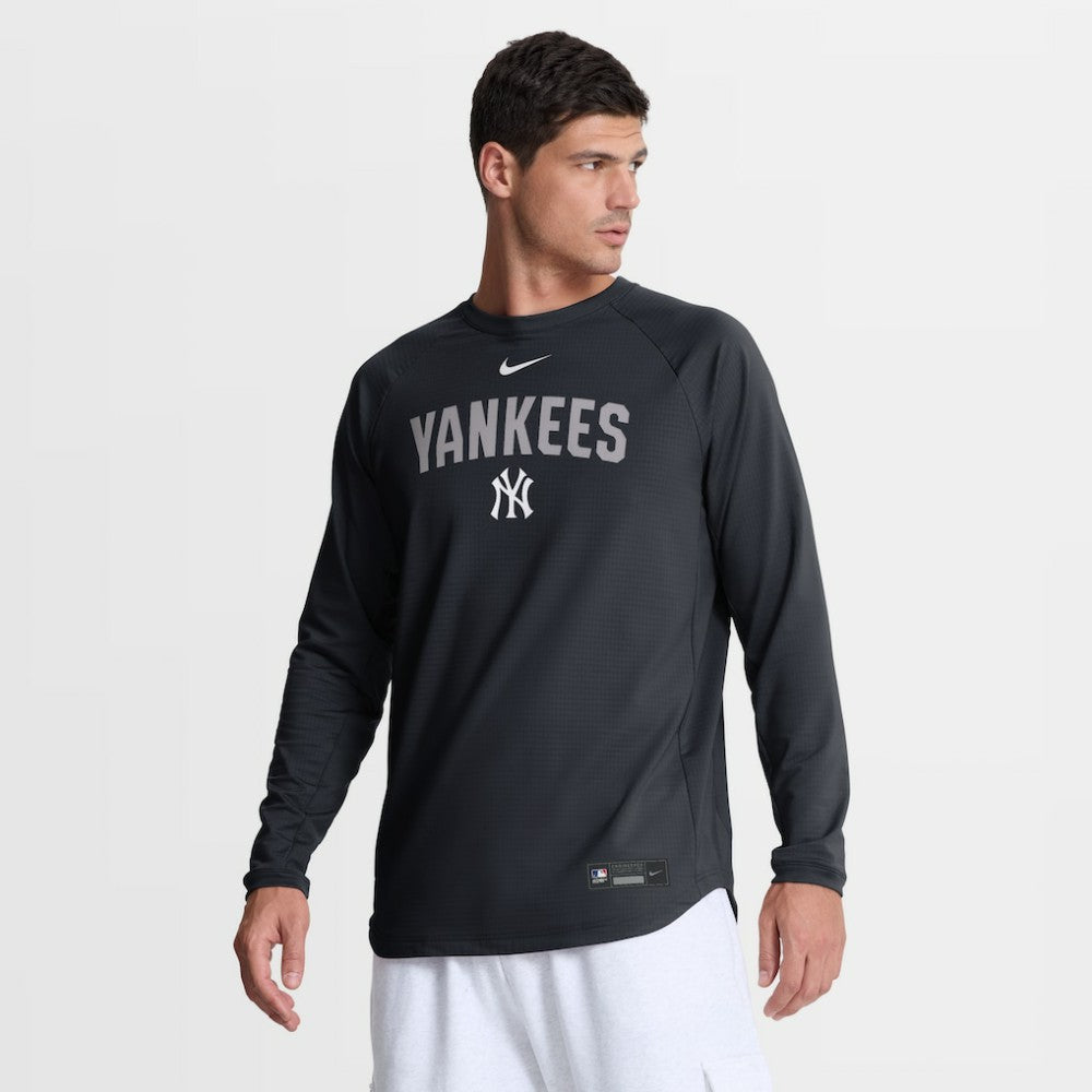 New York Yankees Nike Authentic Collection Raglan Dri-FIT Sweatshirt Near Me