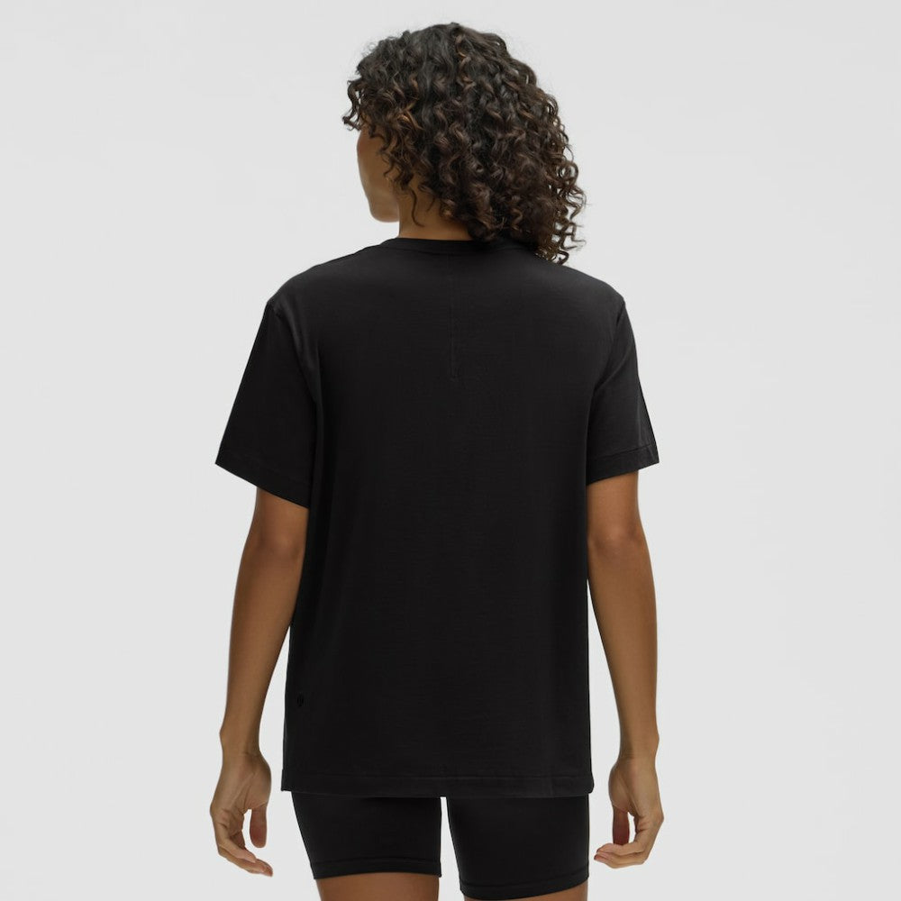 Los Angeles Kings lululemon Women's All Yours Organic Cotton T-Shirt - Black | NHL Lifestyle