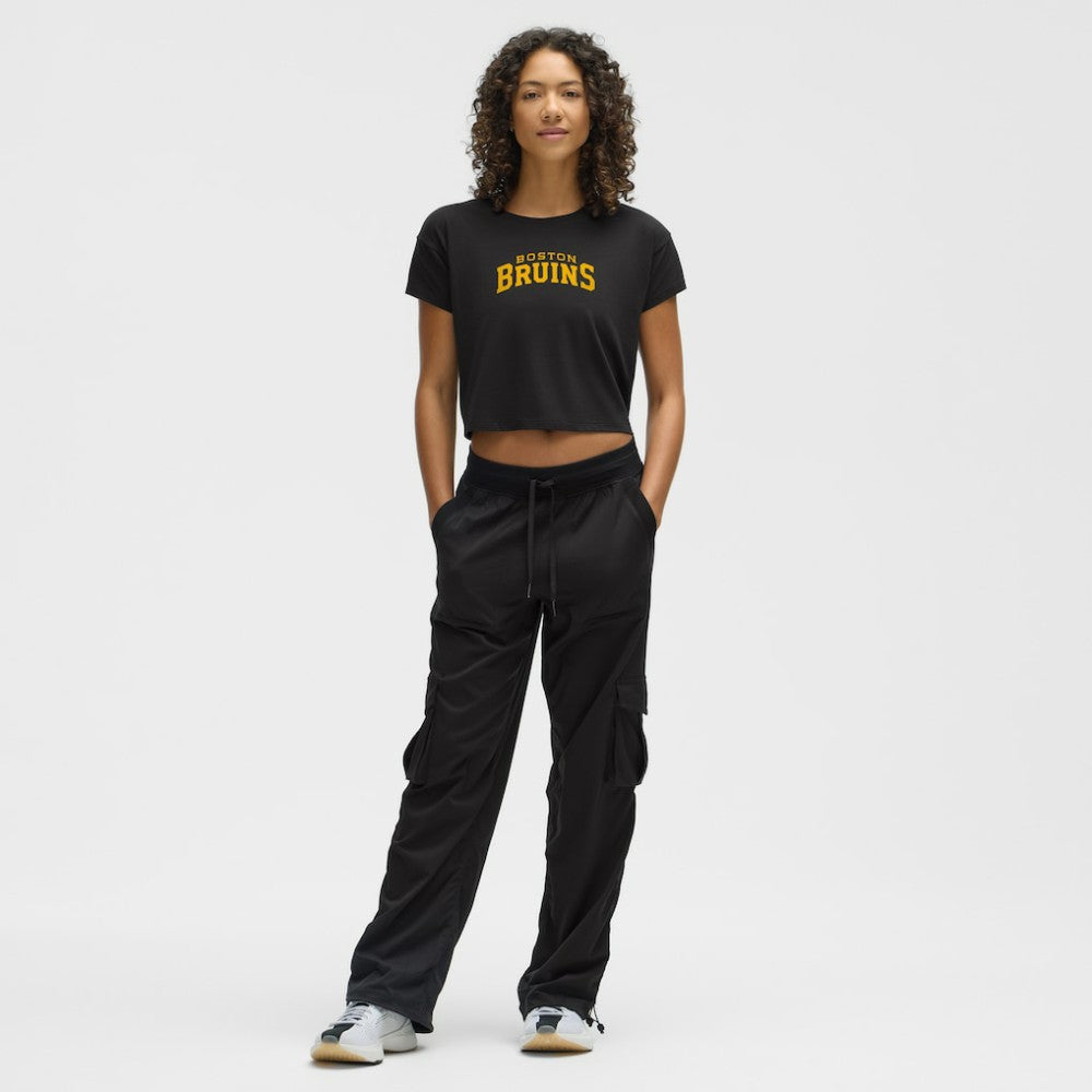 Boston Bruins lululemon Women's Cates T-Shirt - Black | NHL Lifestyle