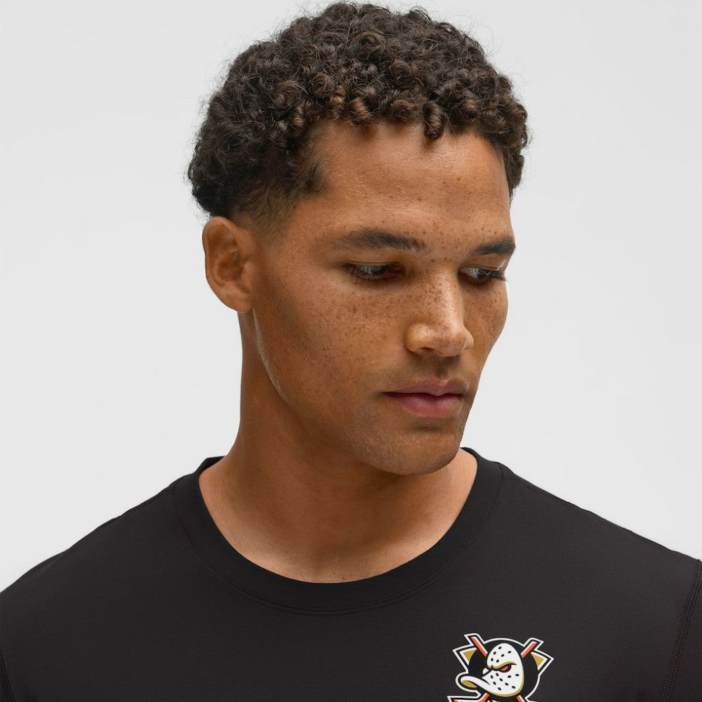 Anaheim Ducks lululemon Soft Jersey T-Shirt - Black | NHL Clearance