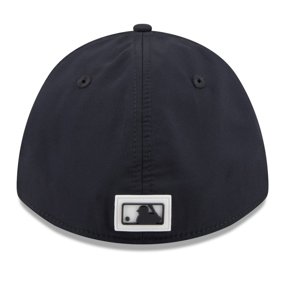 New York Yankees New Era 2026 Clubhouse M-Crown 39THIRTY Flex Hat for sale