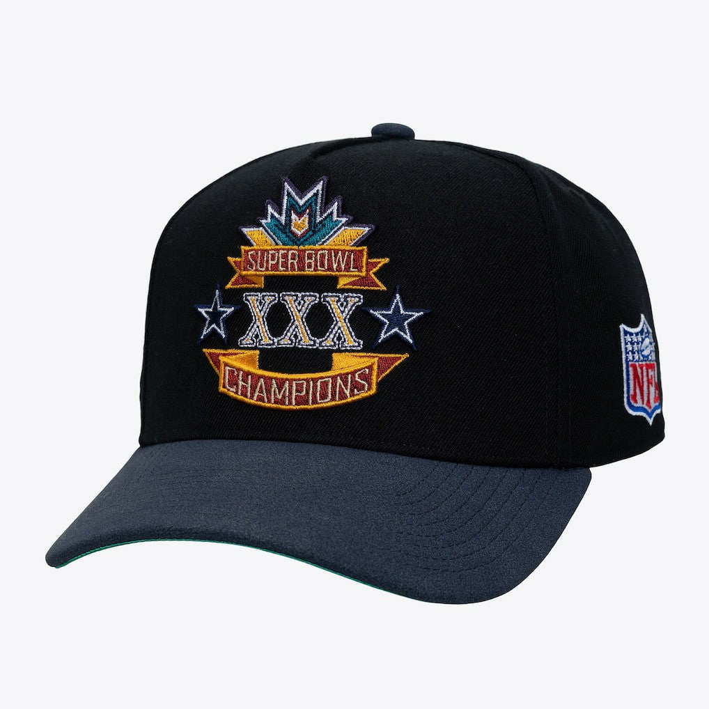 Dallas Cowboys Super Bowl XXX Champions Lux Pro Snapback - Black - Mitchell & Ness