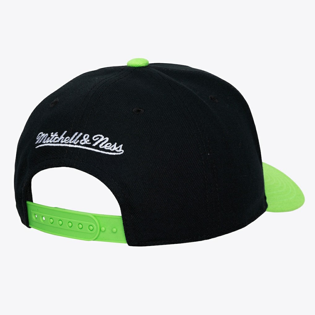 Mitchell & Ness Boston Celtics Hardwood Classics Legendary Away Pro-Pinch Adjustable Hat Black