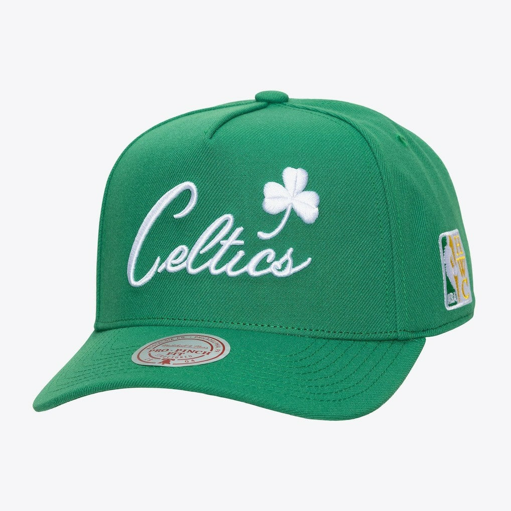 Mitchell & Ness Boston Celtics Legendary Home Pro Pinch Snapback Hat Kelly Green