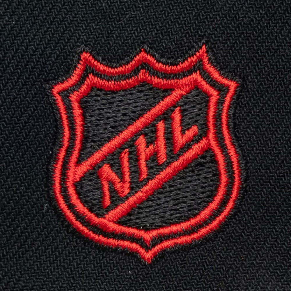 Chicago Blackhawks Mitchell & Ness Legendary Away Snapback Hat - Black | NHL online