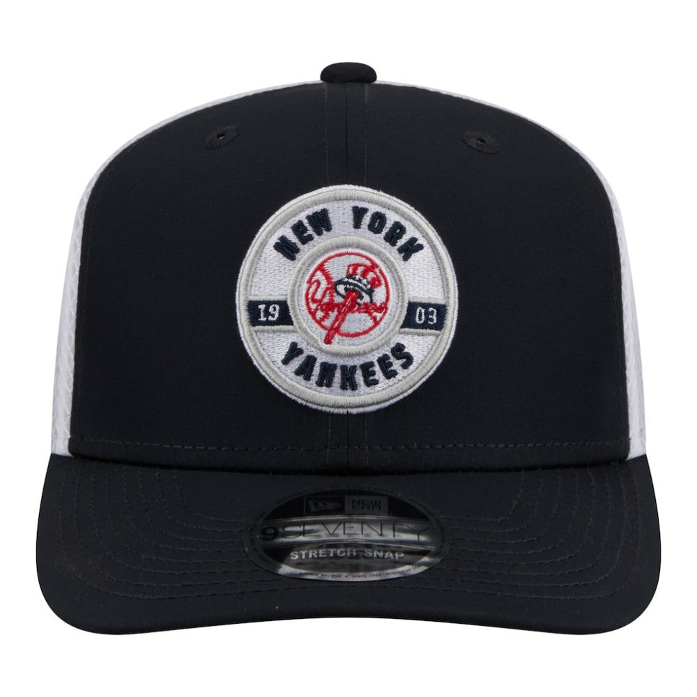 New York Yankees New Era Active 9SEVENTY Adjustable Trucker Hat Discount