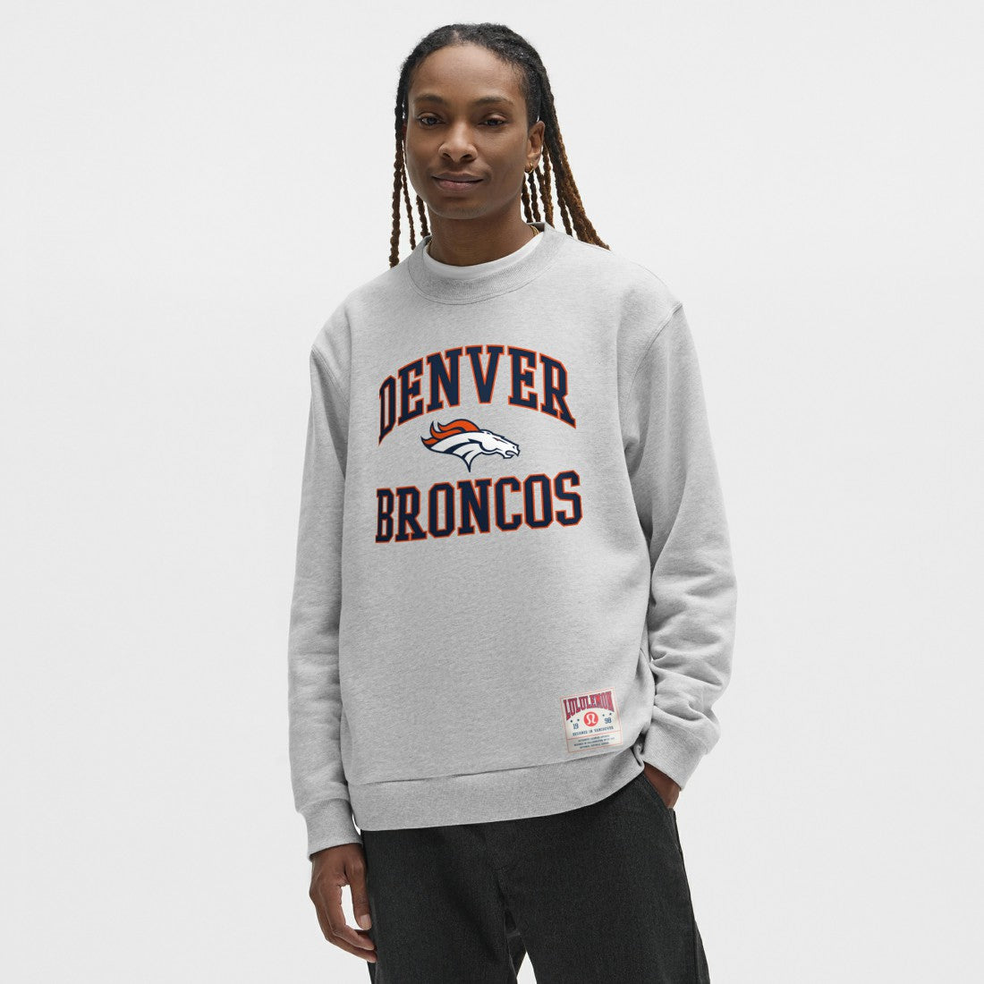 Denver Broncos lululemon Steady State Sweatshirt - Heathered Silver Drop - NFL