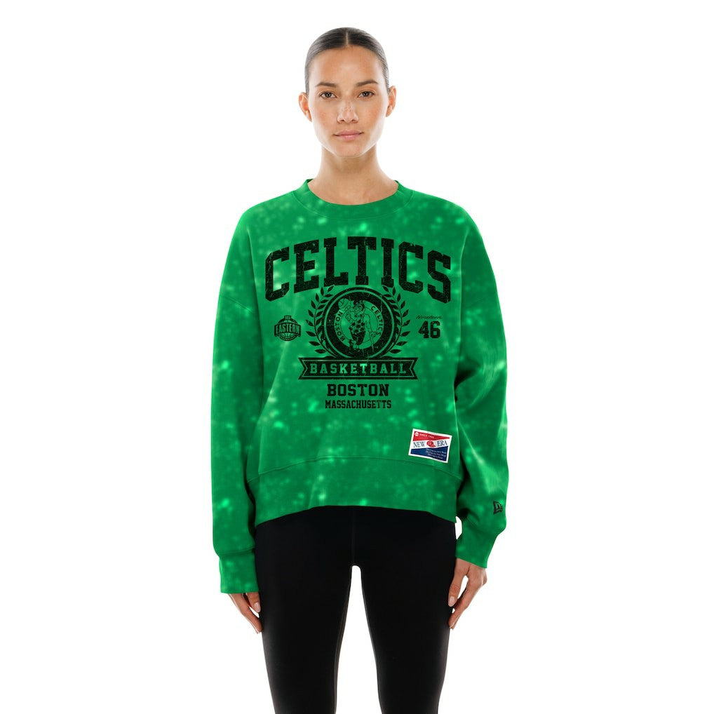 New Era Boston Celtics Women's Throwback Collection Mineral Wash Crewneck Sweatshirt Kelly Green