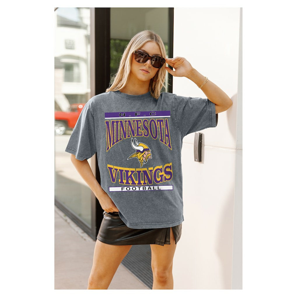 Minnesota Vikings Gameday Couture Women's Oversized Classic Grind Washed T-Shirt - Gray - NFL