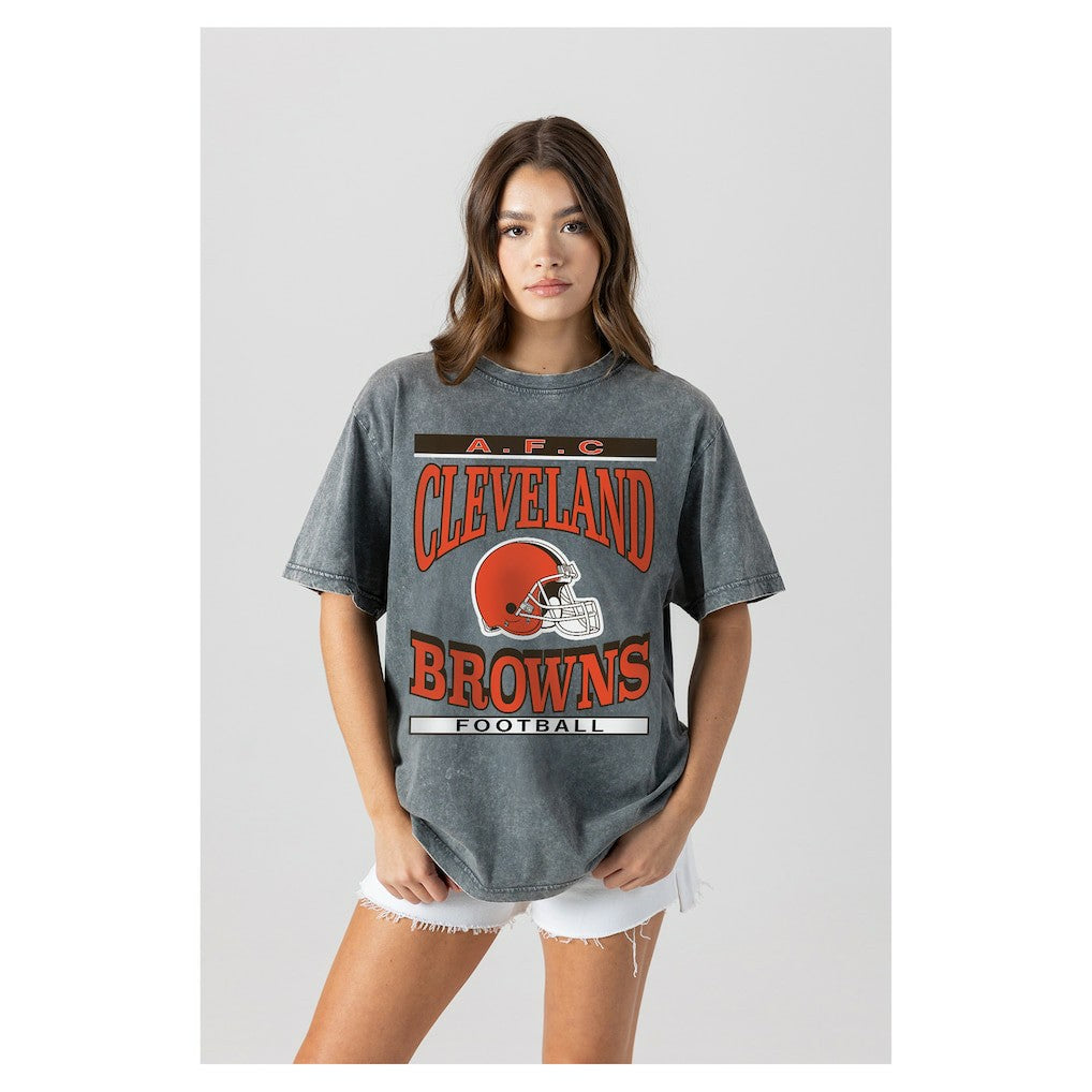 Cleveland Browns Gameday Couture Women's Oversized Classic Grind Washed T-Shirt - Gray - NFL