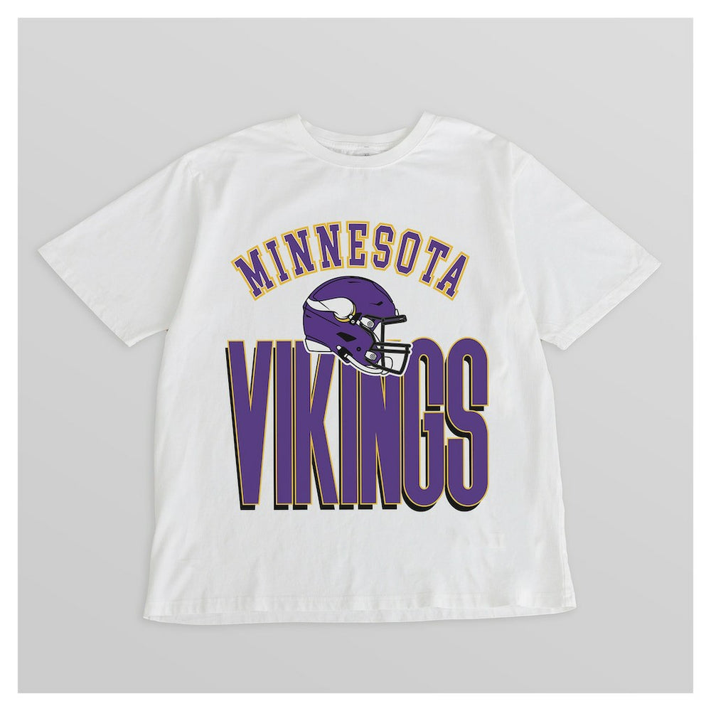 Minnesota Vikings Gameday Couture Women's Oversized Classic Fierce Focus T-Shirt - White - NFL