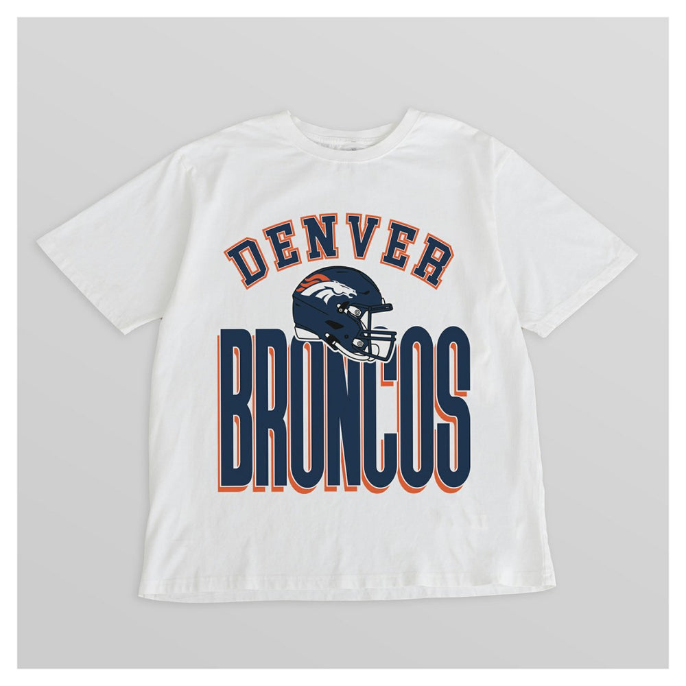 Denver Broncos Gameday Couture Women's Oversized Classic Fierce Focus T-Shirt - White - NFL