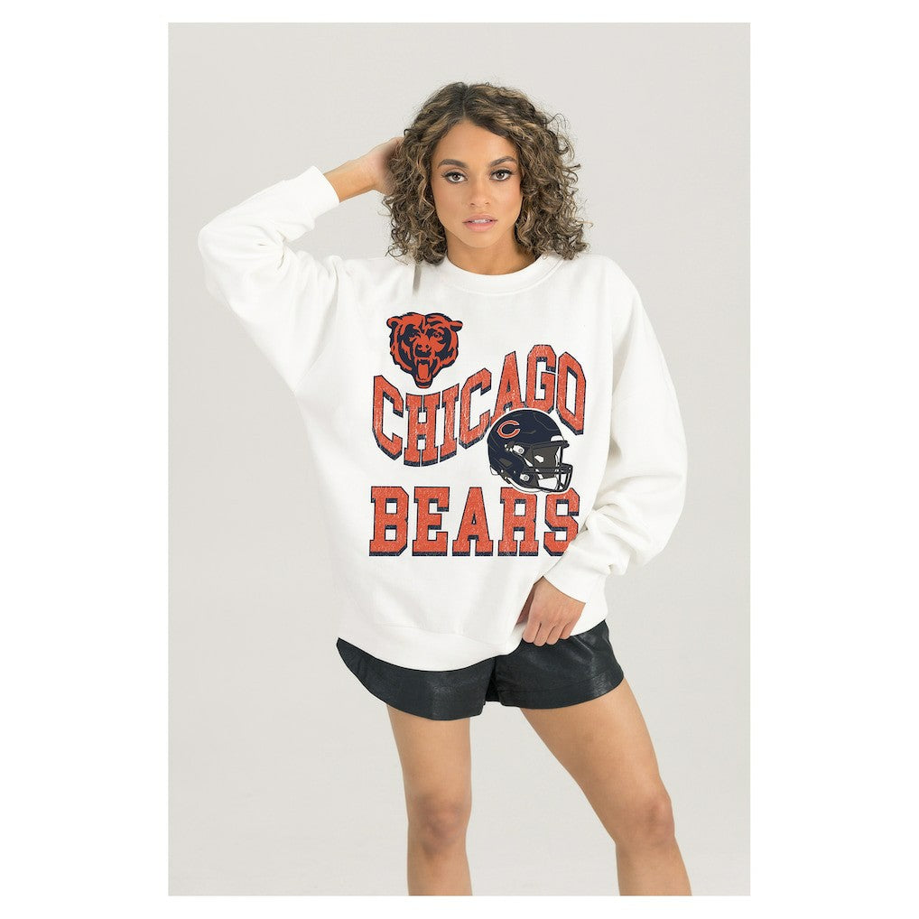 Chicago Bears Gameday Couture Women's Oversized Hard Earned Premium Fleece Pullover Sweatshirt - White - NFL