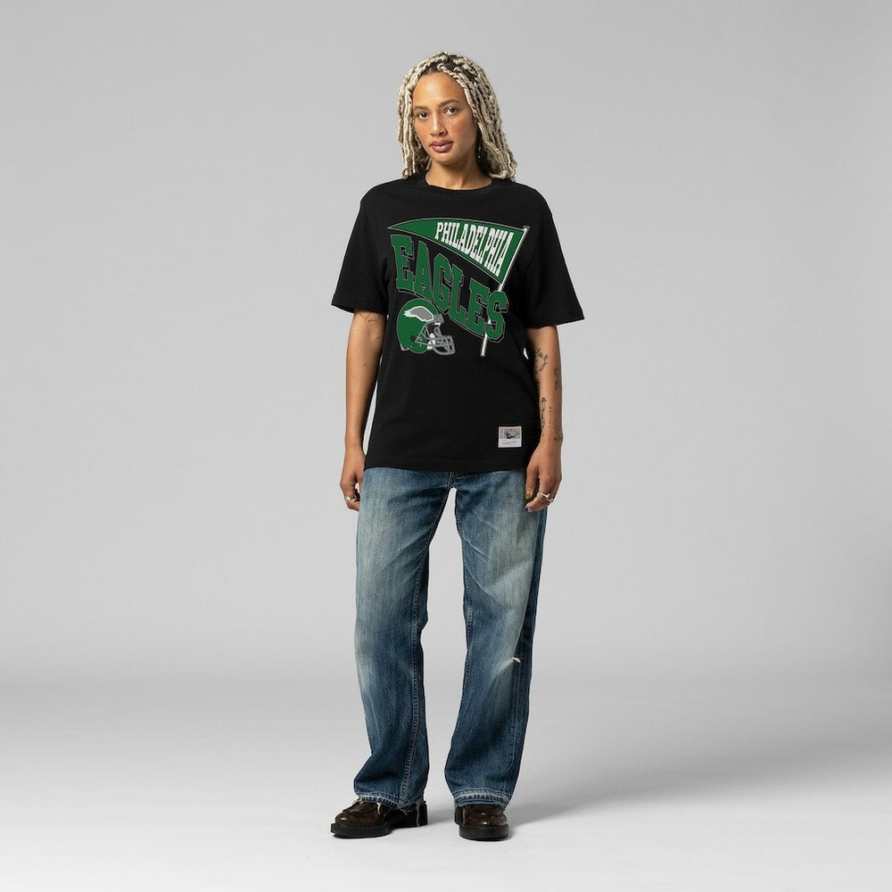 Philadelphia Eagles Women's Team Dynamic Boyfriend T-Shirt - Black - Mitchell & Ness