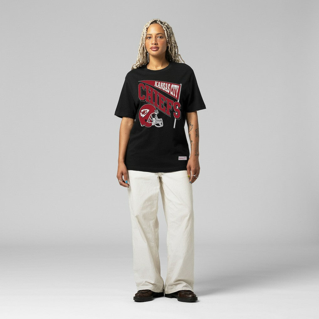 Kansas City Chiefs Women's Team Dynamic Boyfriend T-Shirt - Black - Mitchell & Ness