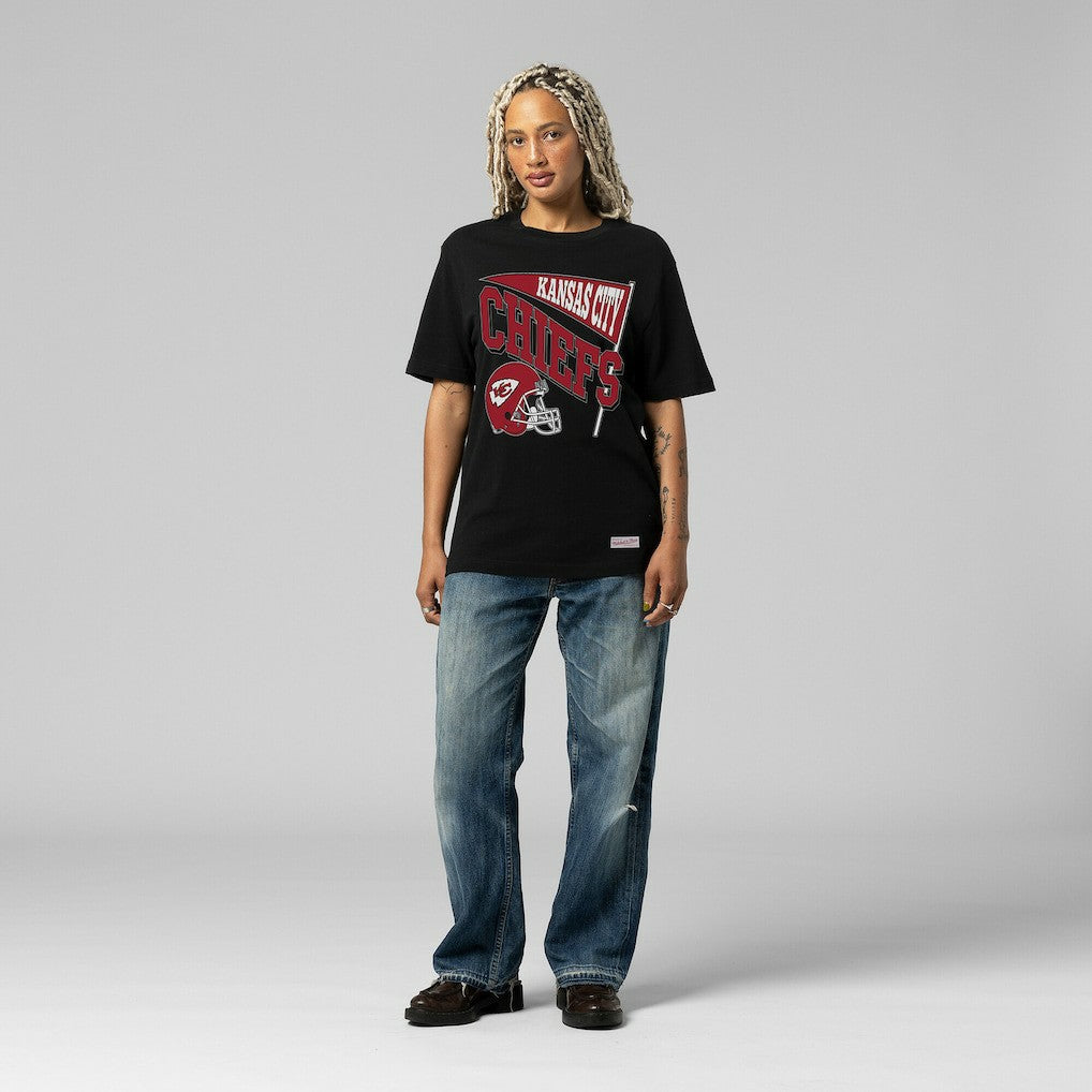 Kansas City Chiefs Women's Team Dynamic Boyfriend T-Shirt - Black - Mitchell & Ness