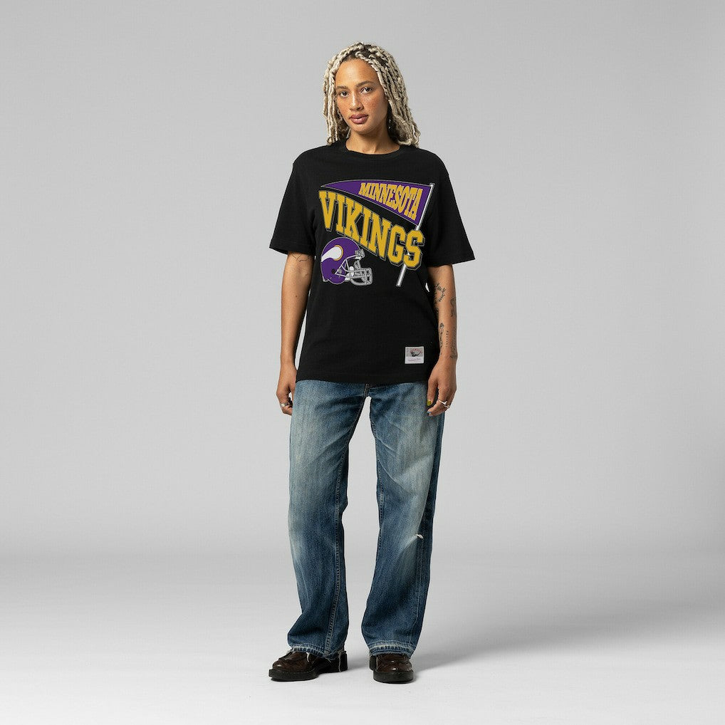Minnesota Vikings Women's Team Dynamic Boyfriend T-Shirt - Black - Mitchell & Ness