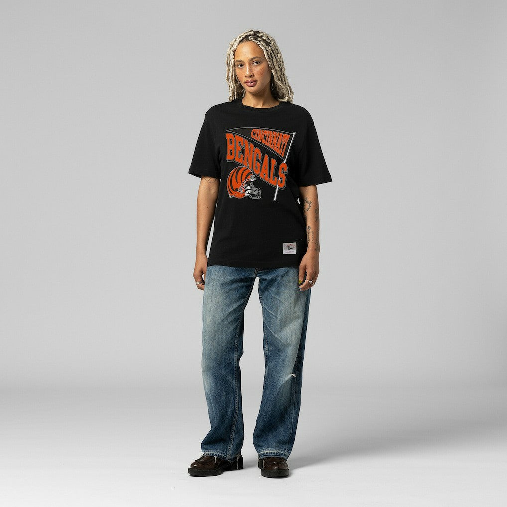 Cincinnati Bengals Women's Team Dynamic Boyfriend T-Shirt - Black - Mitchell & Ness