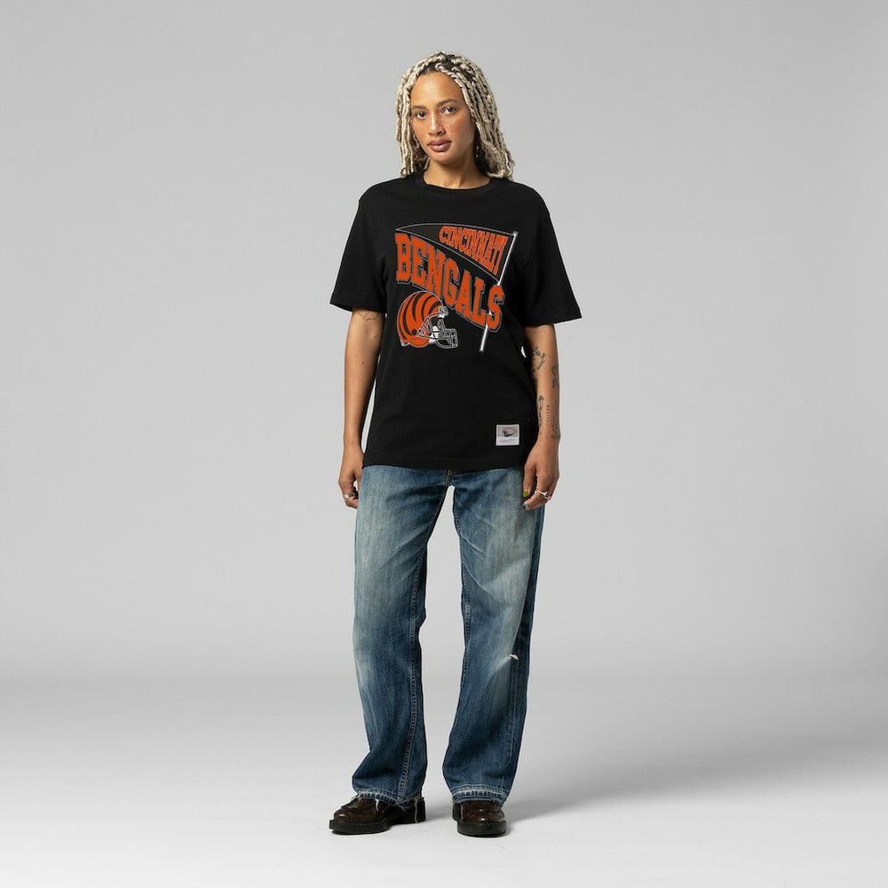 Cincinnati Bengals Women's Team Dynamic Boyfriend T-Shirt - Black - Mitchell & Ness