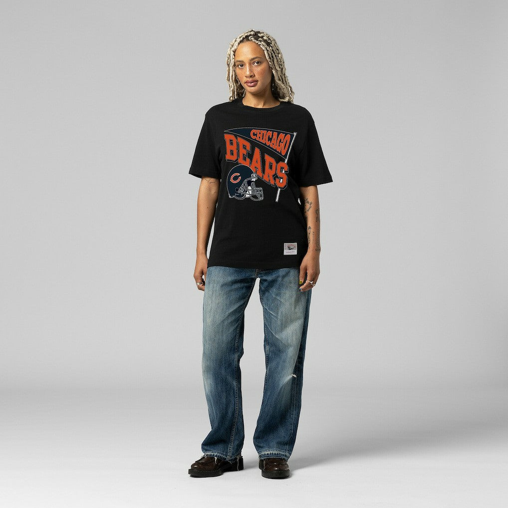 Chicago Bears Women's Team Dynamic Boyfriend T-Shirt - Black - Mitchell & Ness