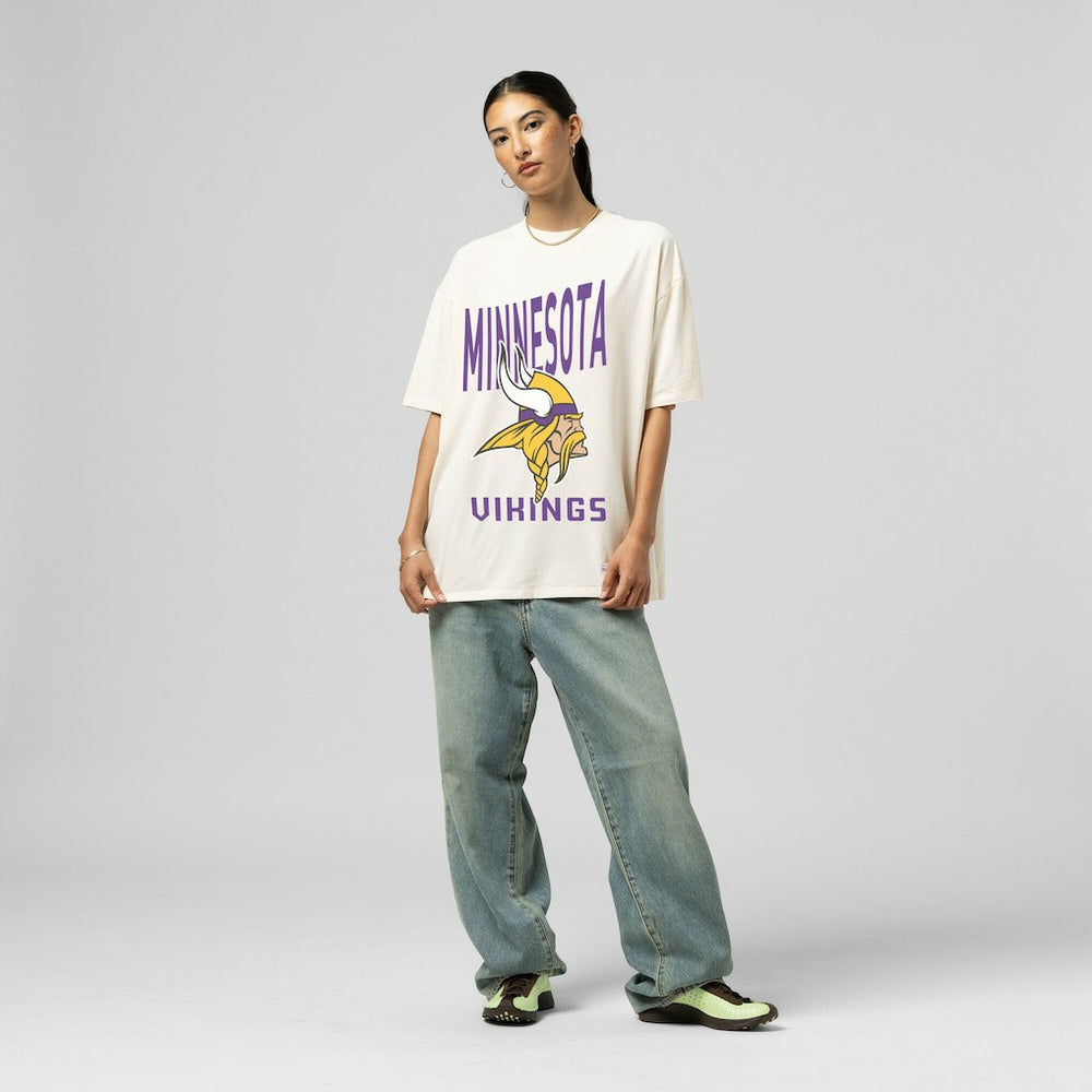 Minnesota Vikings Women's Logo Rise Boyfriend T-Shirt - Cream - Mitchell & Ness