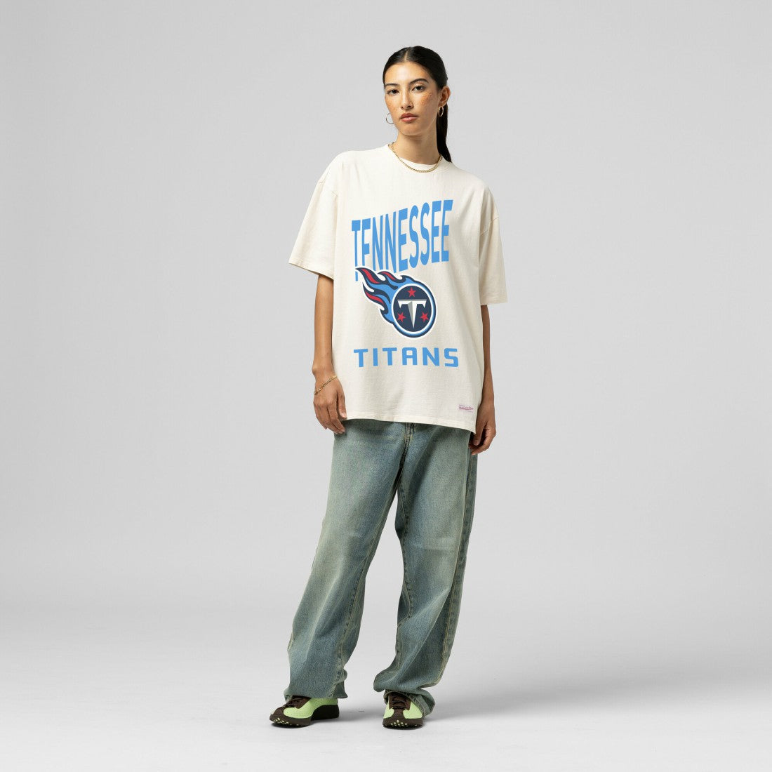 Tennessee Titans Women's Logo Rise Boyfriend T-Shirt - Cream - Mitchell & Ness