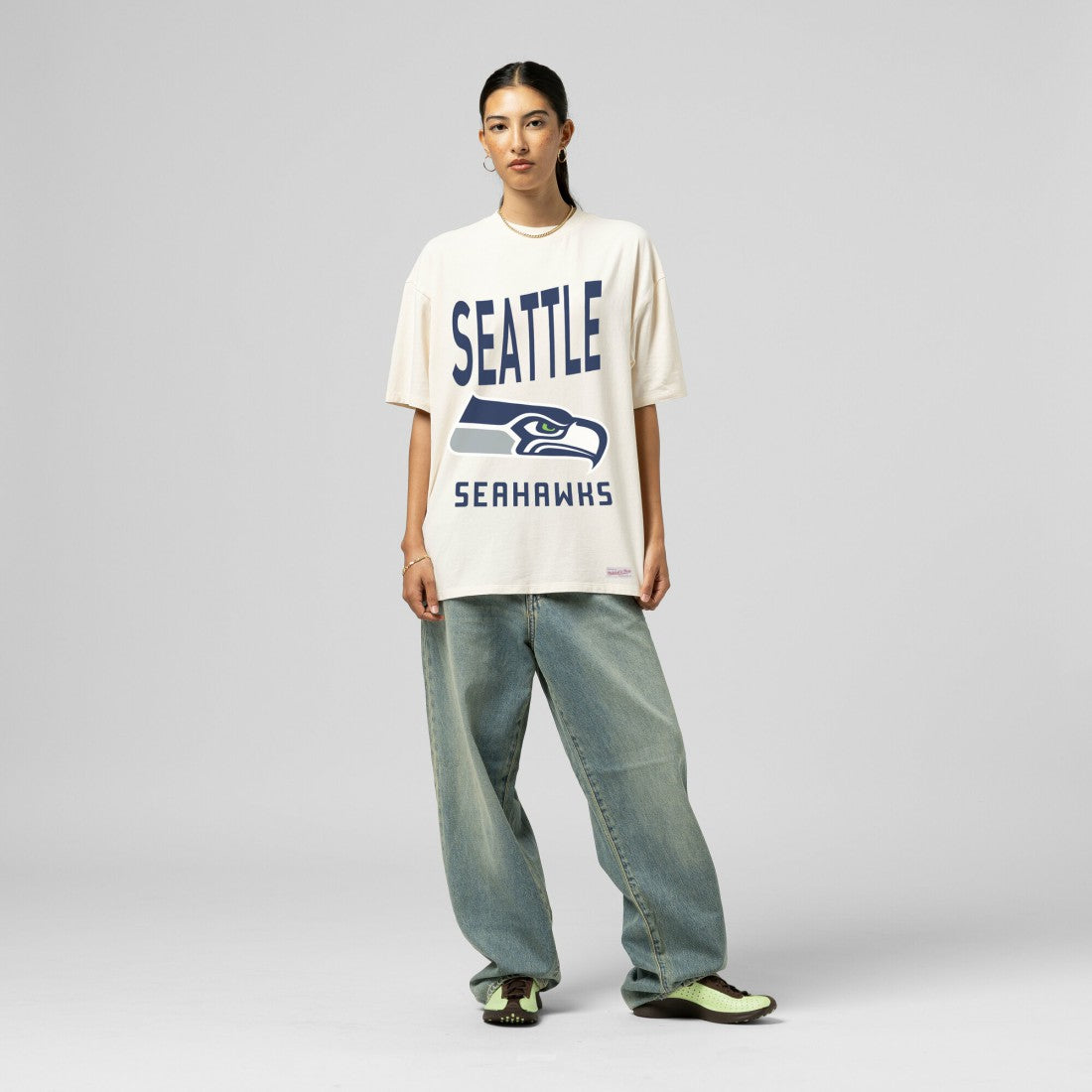 Seattle Seahawks Women's Logo Rise Boyfriend T-Shirt - Cream - Mitchell & Ness