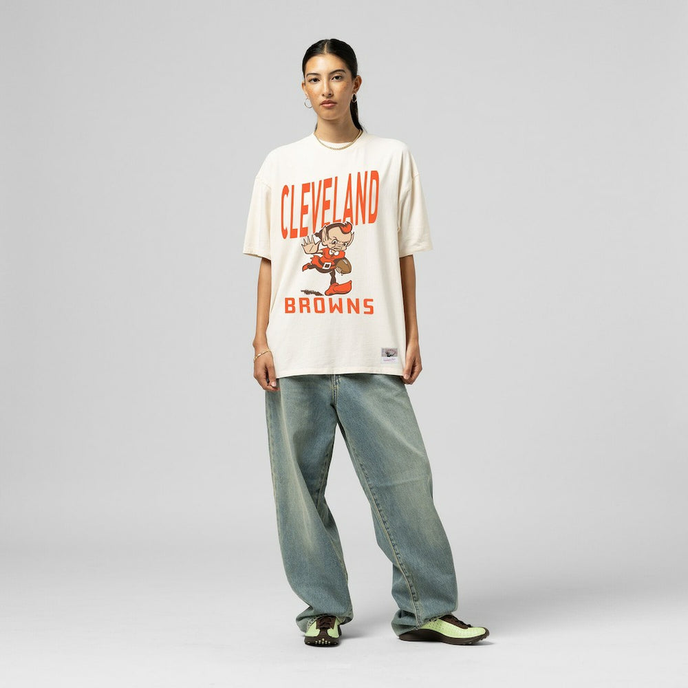 Cleveland Browns Women's Logo Rise Boyfriend T-Shirt - Cream - Mitchell & Ness