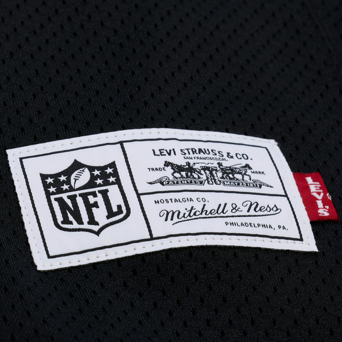 Super Bowl LX x Levi's Unisex Legacy Jersey - Black - Mitchell & Ness