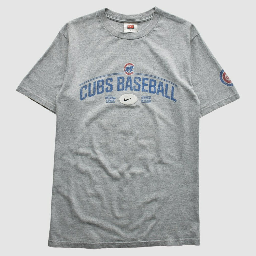 Chicago Cubs Nike 2000s T-Shirt Near Me