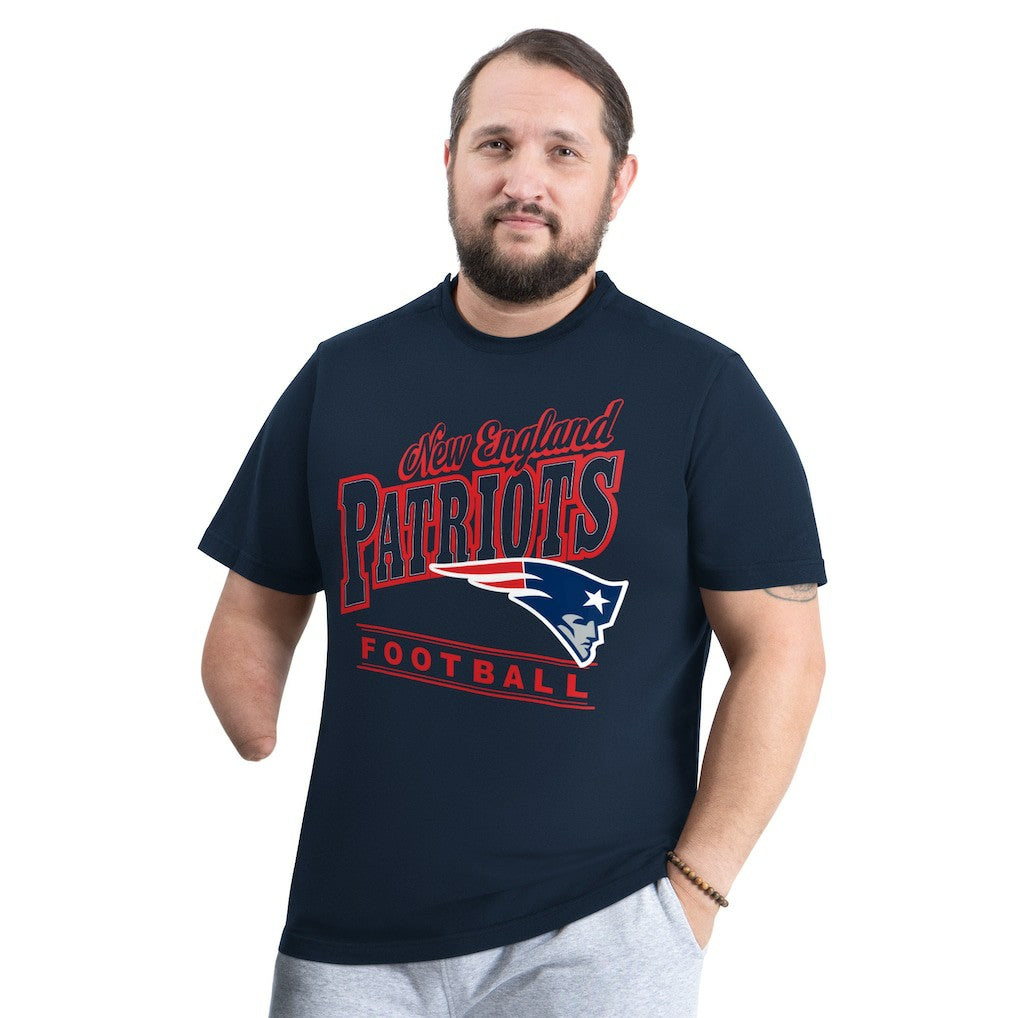 New England Patriots G-III Sports by Carl Banks Adaptive Headliner Graphic T-Shirt - Navy - NFL