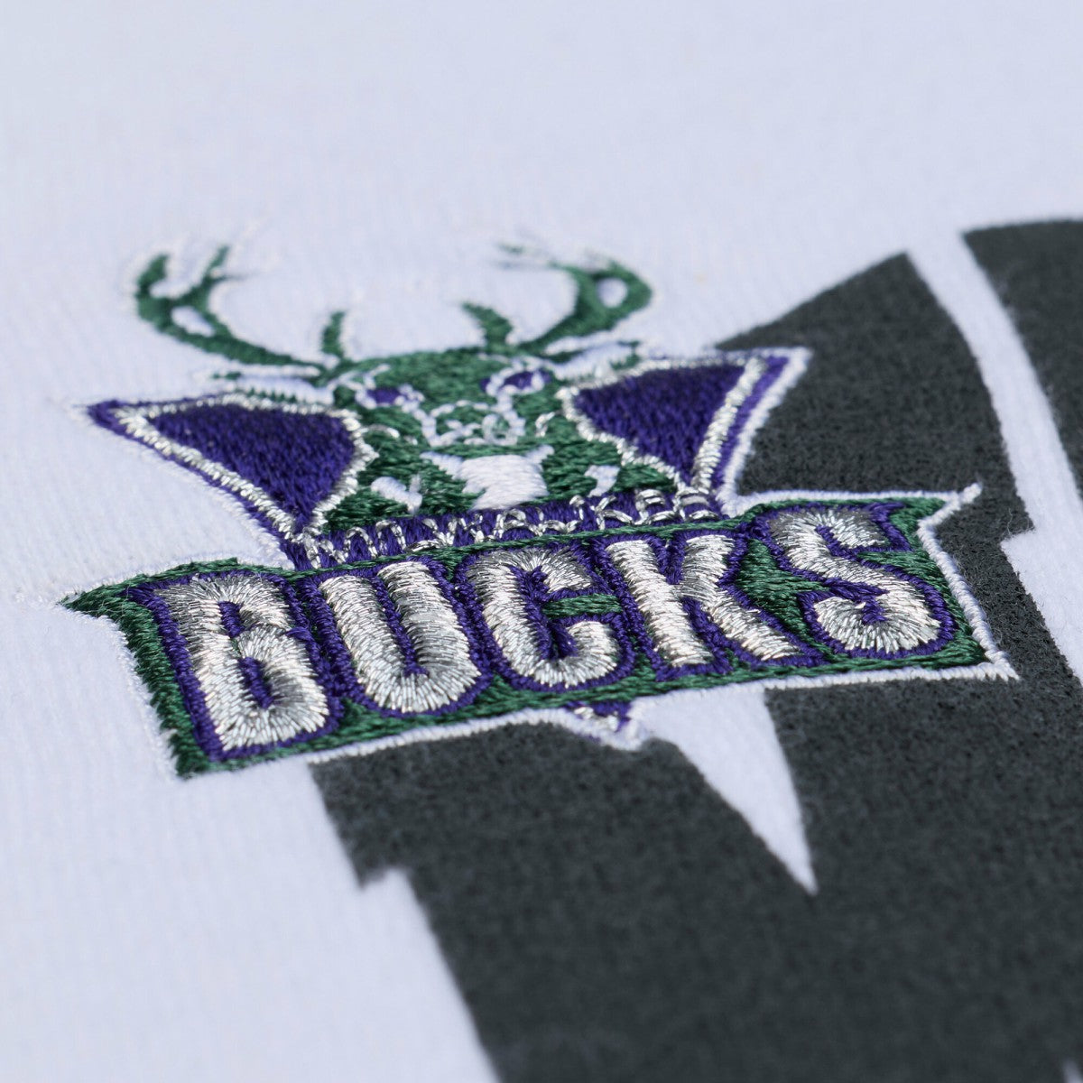 Mitchell & Ness Milwaukee Bucks Women's Lightweight Block Letter Sweatshirt White