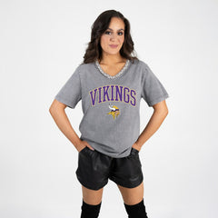 Minnesota Vikings Gameday Couture Women's Relaxed Iconic Edge Rhinestone V-Neck T-Shirt - Gray - NFL