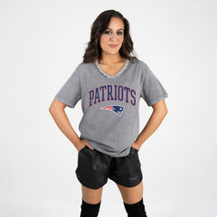 New England Patriots Gameday Couture Women's Relaxed Iconic Edge Rhinestone V-Neck T-Shirt - Gray - NFL