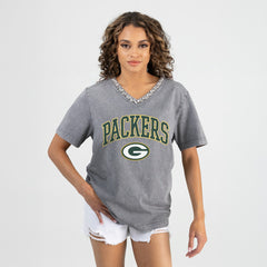 Green Bay Packers Gameday Couture Women's Relaxed Iconic Edge Rhinestone V-Neck T-Shirt - Gray - NFL