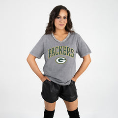 Green Bay Packers Gameday Couture Women's Relaxed Iconic Edge Rhinestone V-Neck T-Shirt - Gray - NFL