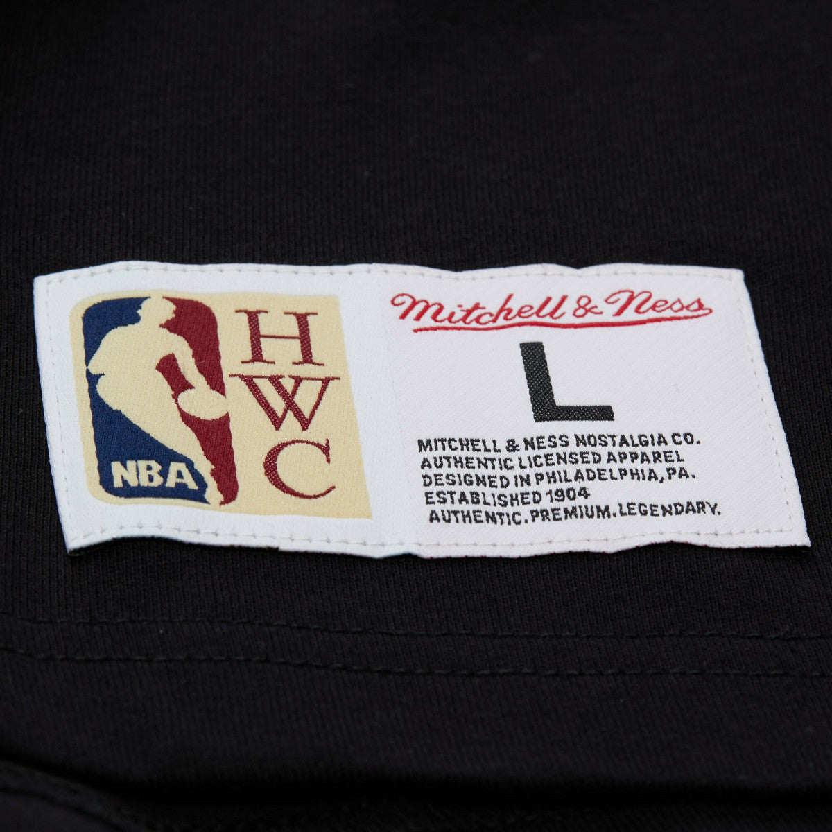 Mitchell & Ness Miami Heat Unisex Playmaker Vintage Logo T-Shirt Black