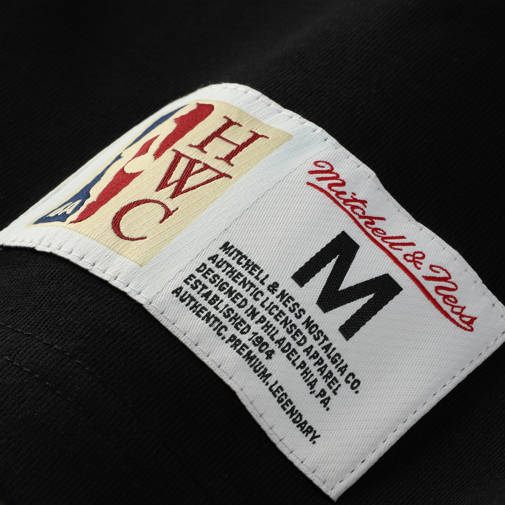 Mitchell & Ness Toronto Raptors Unisex Playmaker Vintage Logo T-Shirt Black