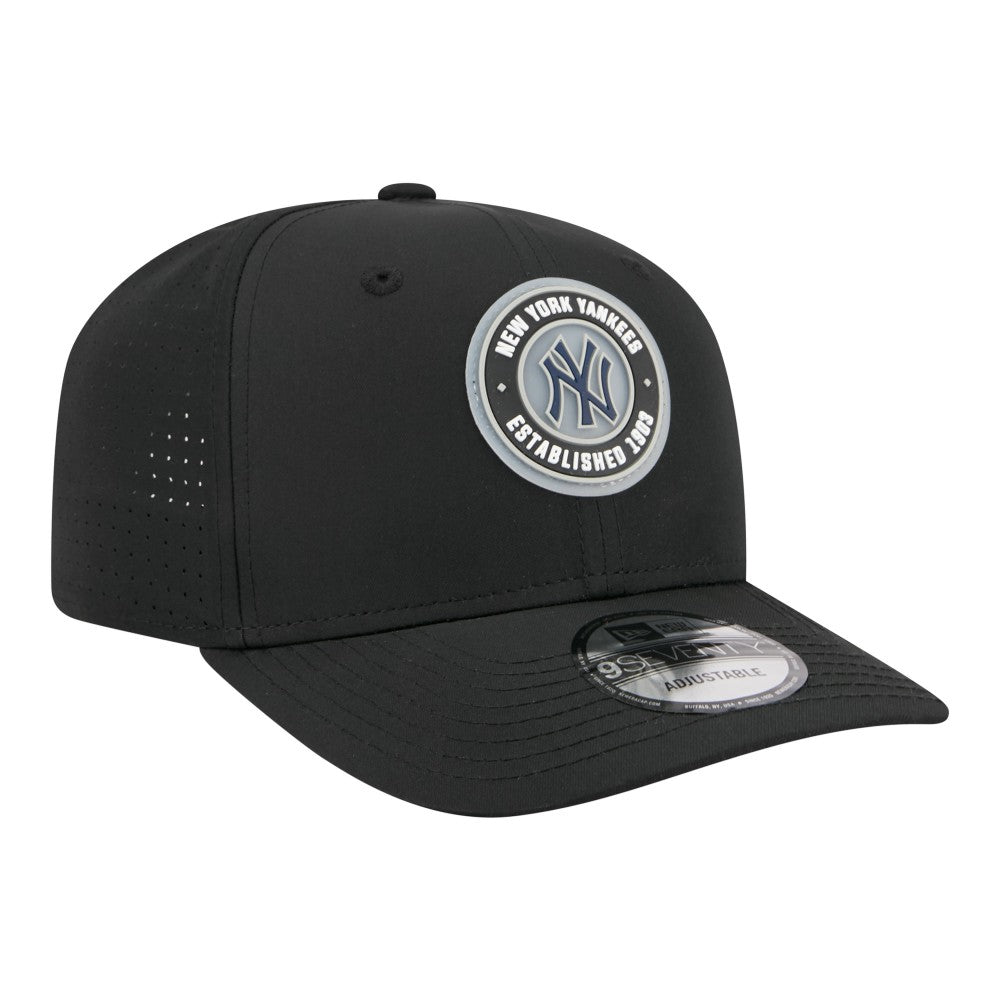 New York Yankees New Era Circle 9SEVENTY Adjustable Hat Near Me