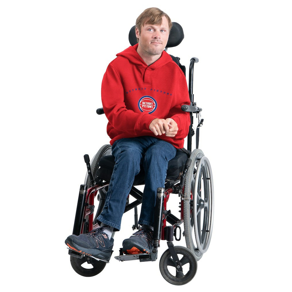 Detroit Pistons G-III Sports by Carl Banks Adaptive Team Arc Fleece Hoodie Red