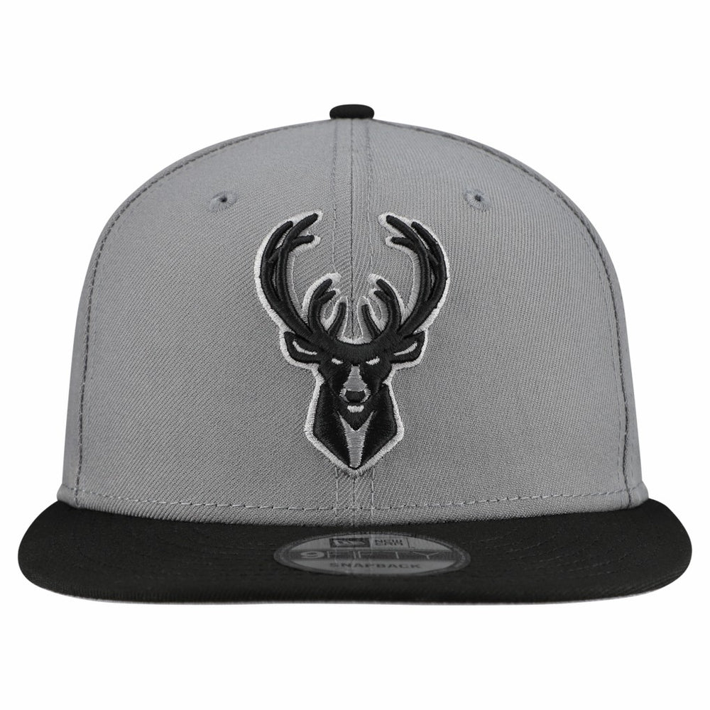 New Era Milwaukee Bucks Core Logo Storm Gray Two-Tone 9FIFTY Snapback Hat Gray