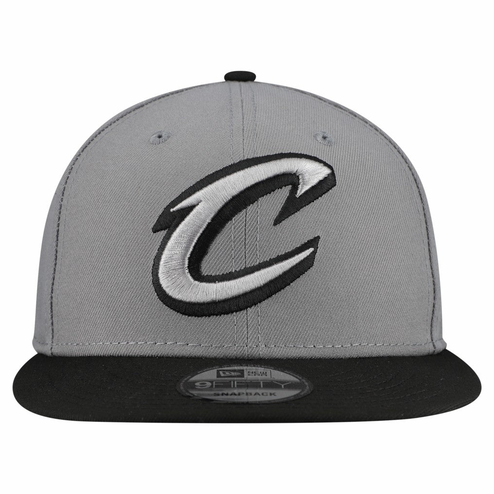New Era Cleveland Cavaliers Core Logo Storm Gray Two-Tone 9FIFTY Snapback Hat Gray