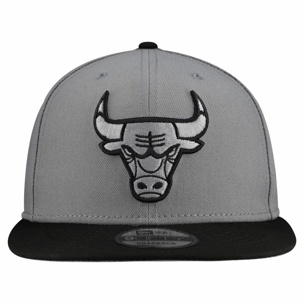 New Era Chicago Bulls Core Logo Storm Gray Two-Tone 9FIFTY Snapback Hat Gray