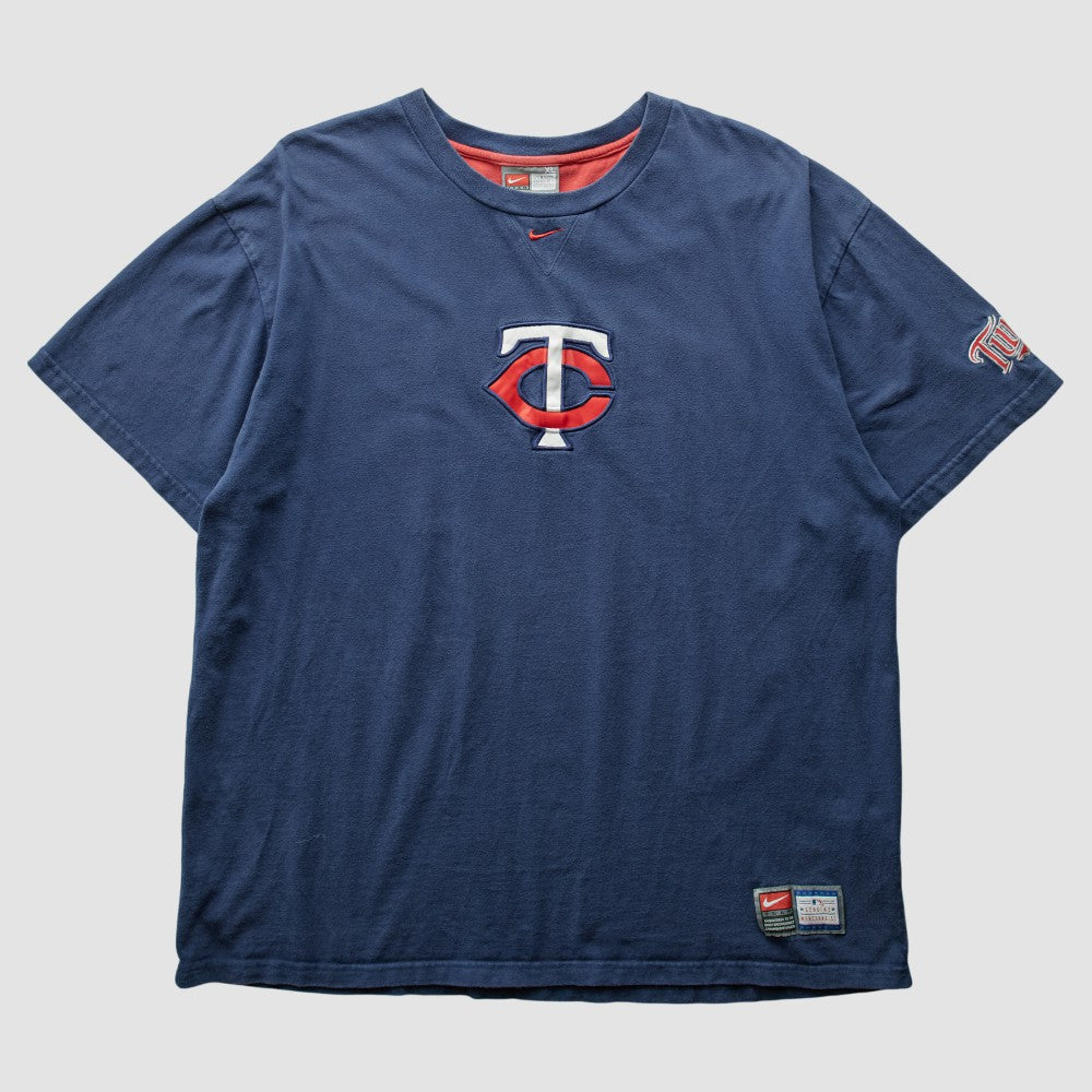 Minnesota Twins Nike 2000s T-Shirt Near Me